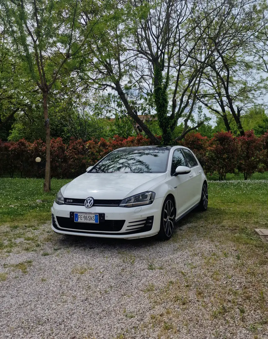 Volkswagen Golf GTD - 1