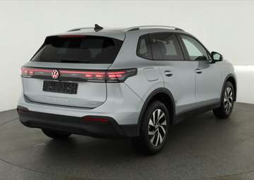 1.5 eTSI 110 kW Life DSG Life, Navi, AHK, easyO...