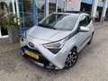 Toyota Aygo 1.0 VVT-i x-joy | Cabriodak | Carplay Grijs - thumbnail 2