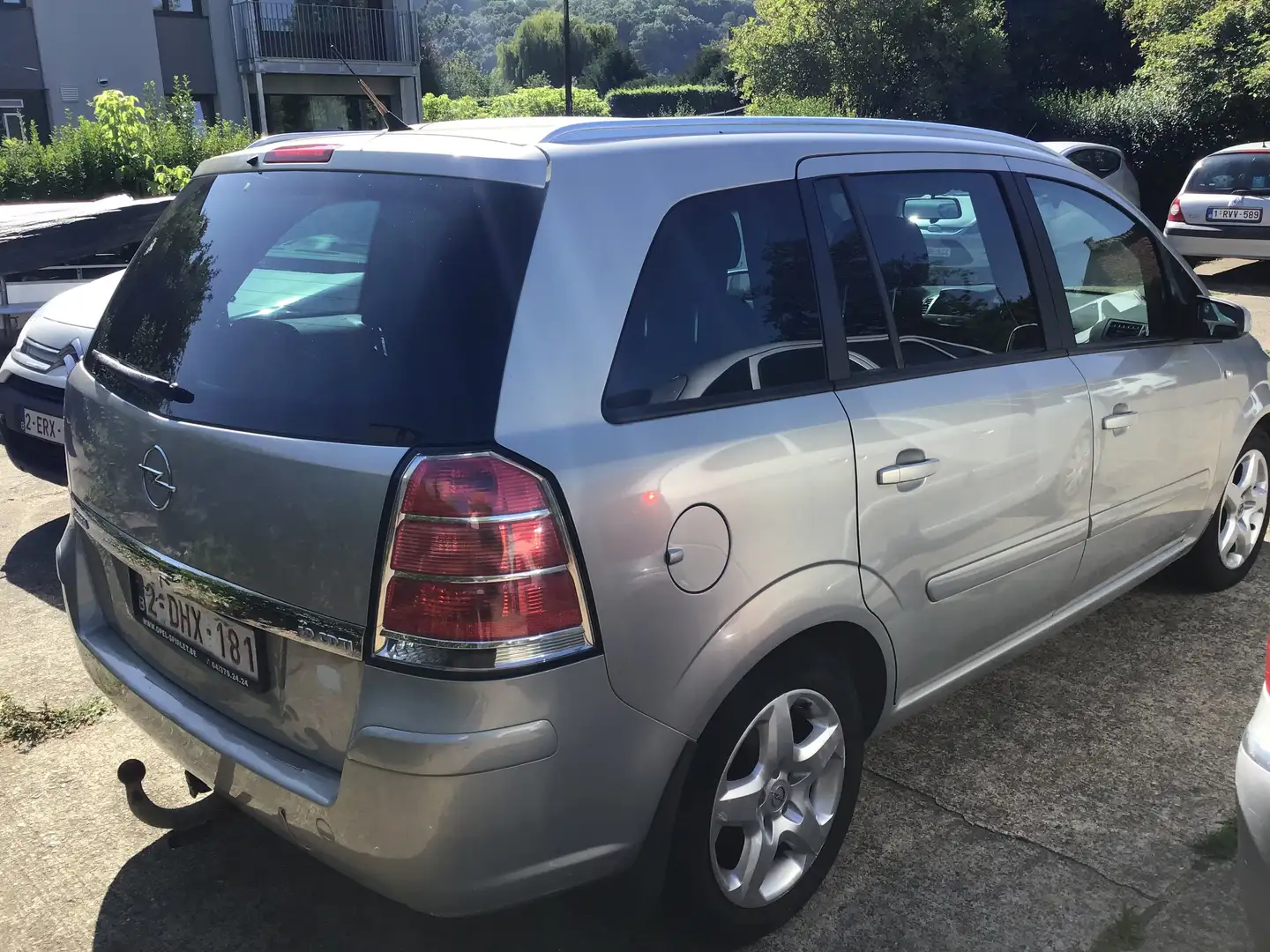 Opel Zafira Zafira 1.9 DTL CDTi Essentia DPF Gris - 2