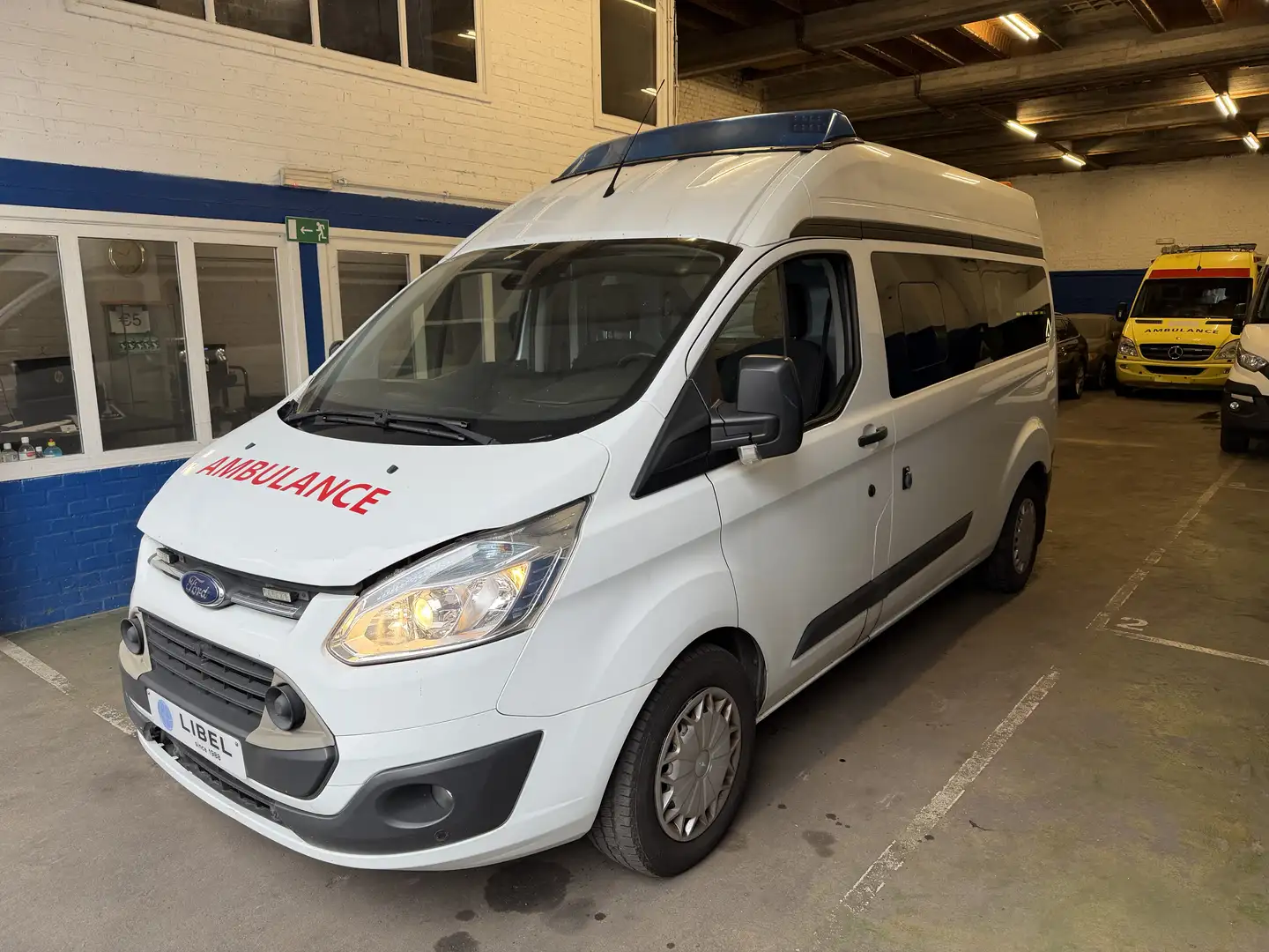 Ford Transit Custom ***AMBULANCE*** Blanc - 1