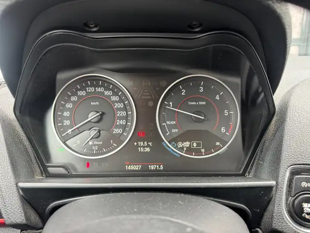 BMW 1 Series view 13