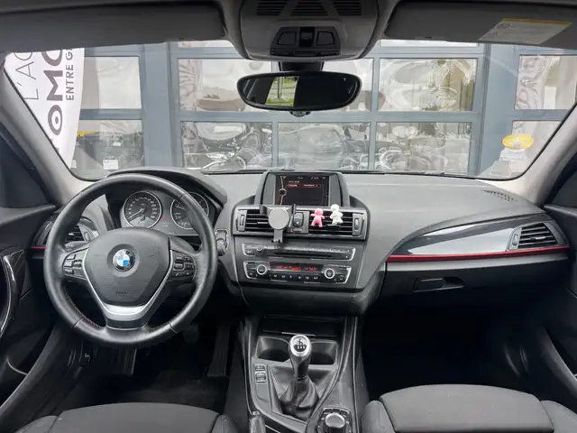 BMW 1 Series view 7