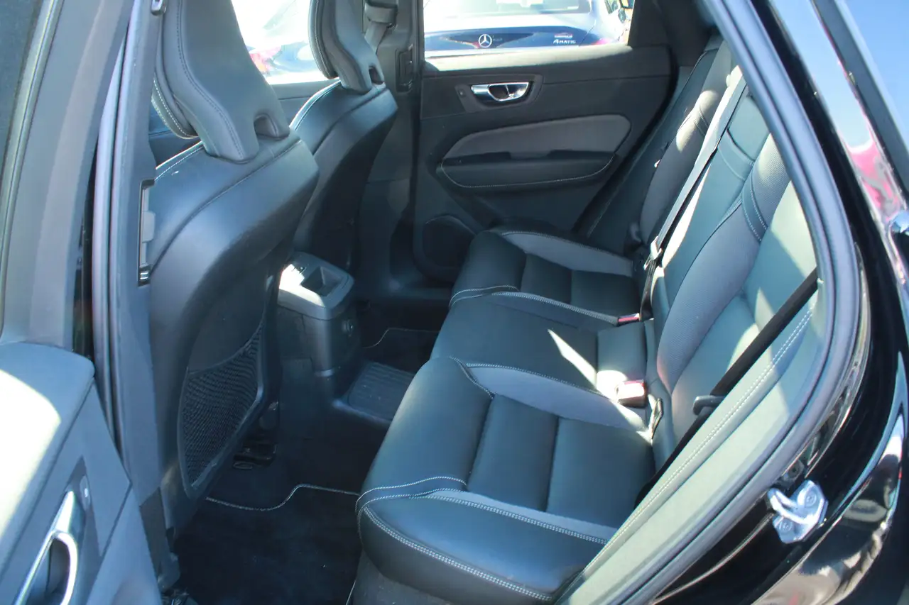 Volvo XC60 снимка Volvo XC60