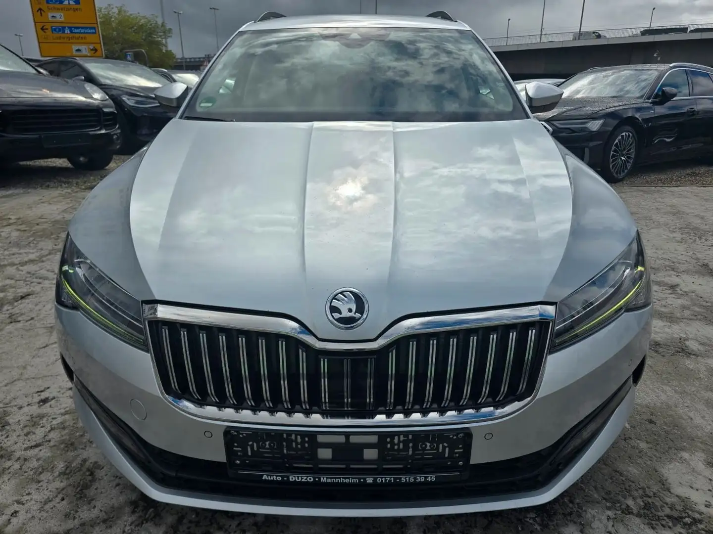 Skoda Superb Combi Ambition 2,0 TDI Argent - 2