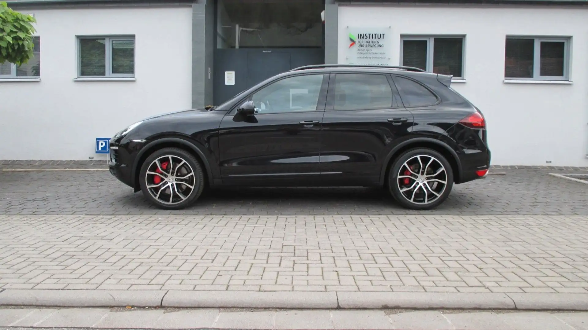 Porsche Cayenne Turbo 1. Hand Bose 21" mtl.279,- Schwarz - 1