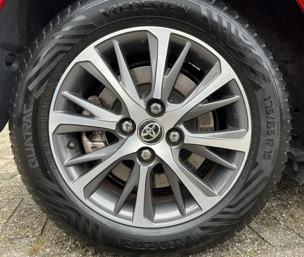 Toyota Yaris 1.5 16v VVT-i Y20 5-drs 6-bak + 12 MND BOVAG Rouge - 2