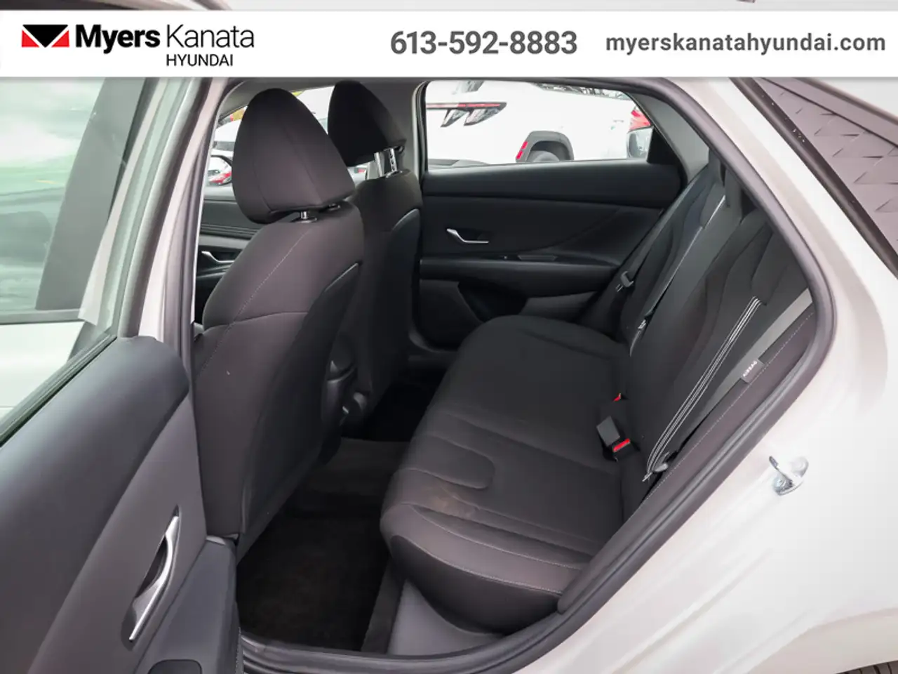 Hyundai ELANTRA снимка Hyundai ELANTRA