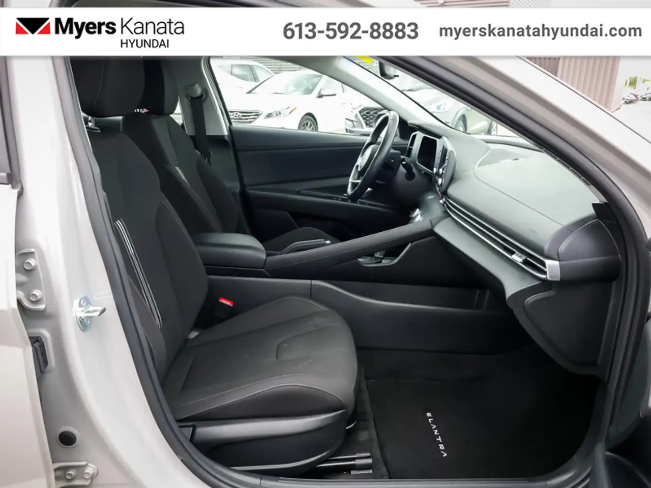 Hyundai ELANTRA снимка Hyundai ELANTRA