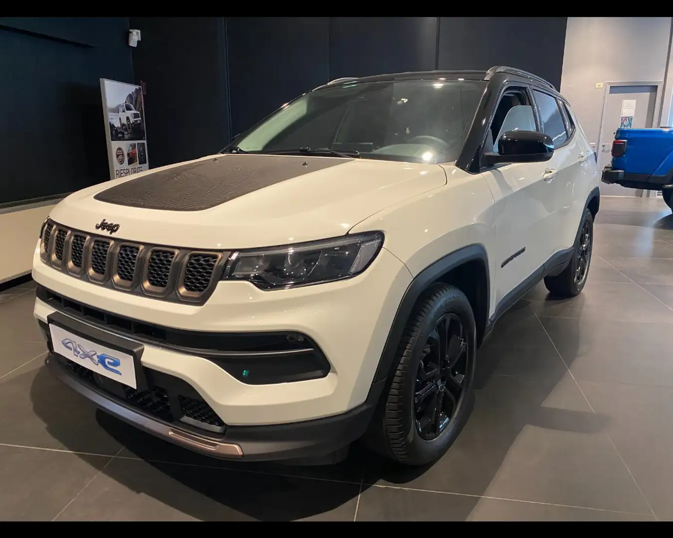 Jeep Compass 1.3 T4 240CV PHEV AT6 4xe Upland Blanc - 1
