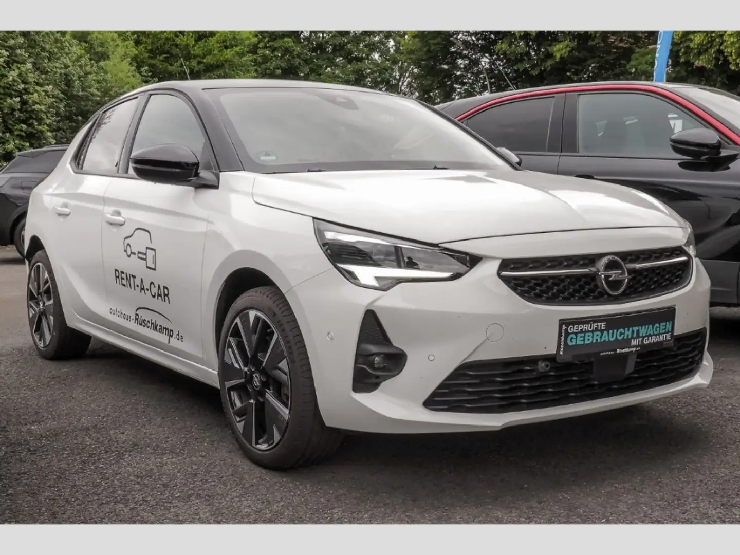 Opel Corsa-e F GS Line Matrix-LED Rückkam Winterpaket Klimaauto Weiß - 2
