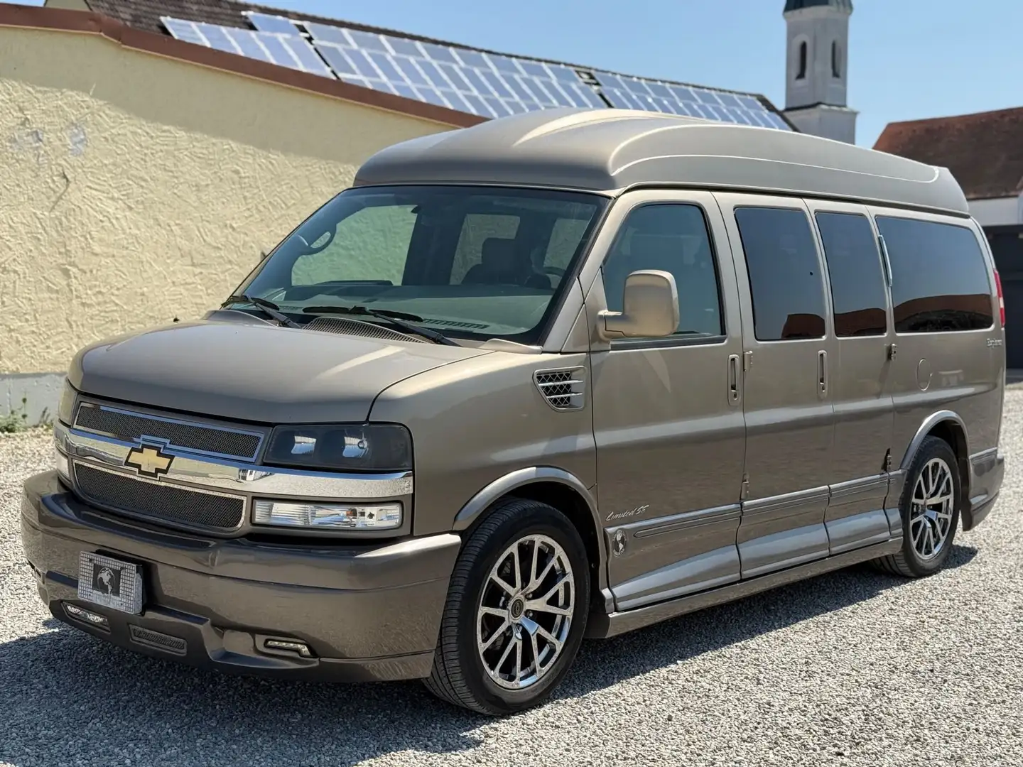 Chevrolet Express Oro - 1