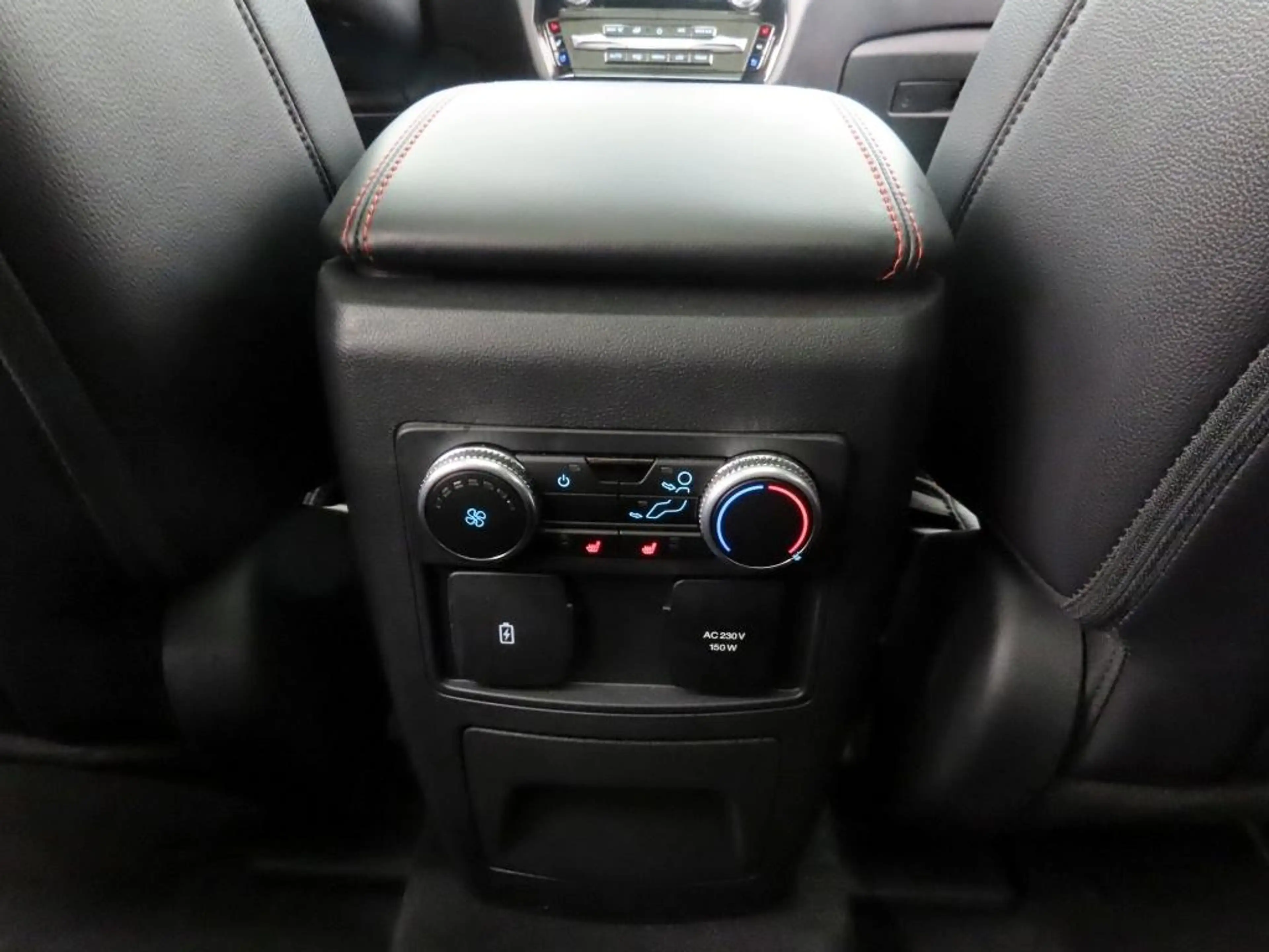 Ford Explorer 3.0 Plug-in Hybrid 4x4 ST-Line iACC+LED — photo 40
