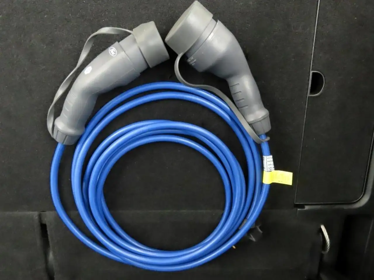 Ford Explorer 3.0 Plug-in Hybrid 4x4 ST-Line iACC+LED, миниатюра 13