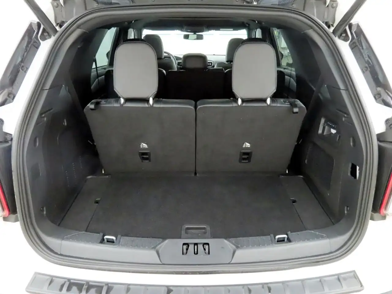 Ford Explorer 3.0 Plug-in Hybrid 4x4 ST-Line iACC+LED, миниатюра 8