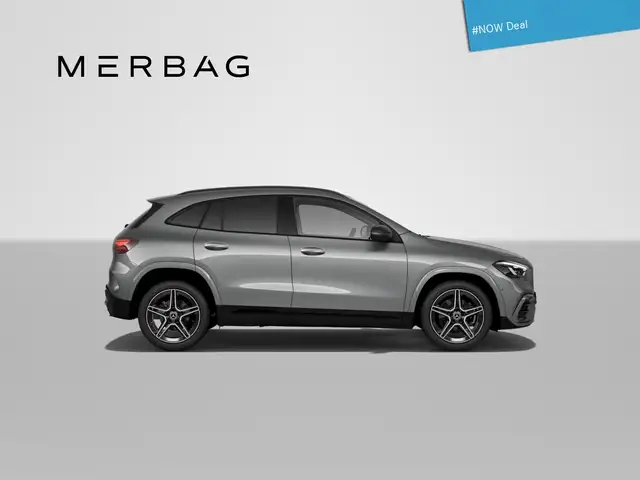 Mercedes-Benz Gla view 2