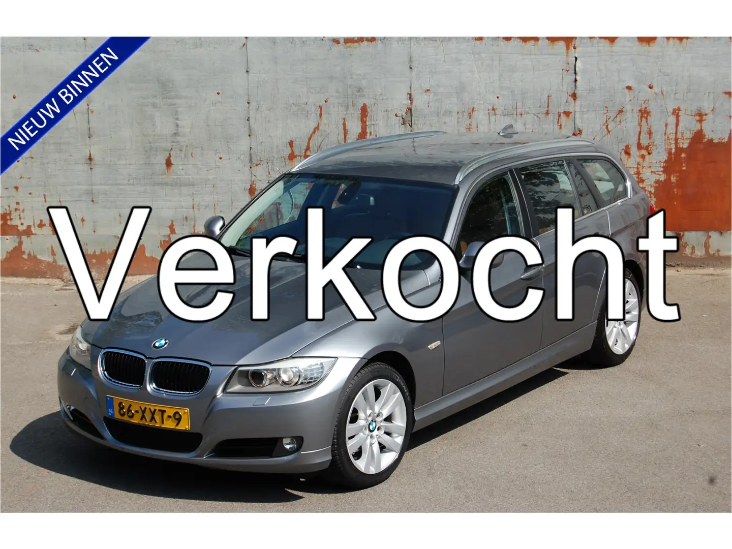 BMW 318 318i Touring / Navi / Leder / Xenon / 144DKM! Grijs - 1