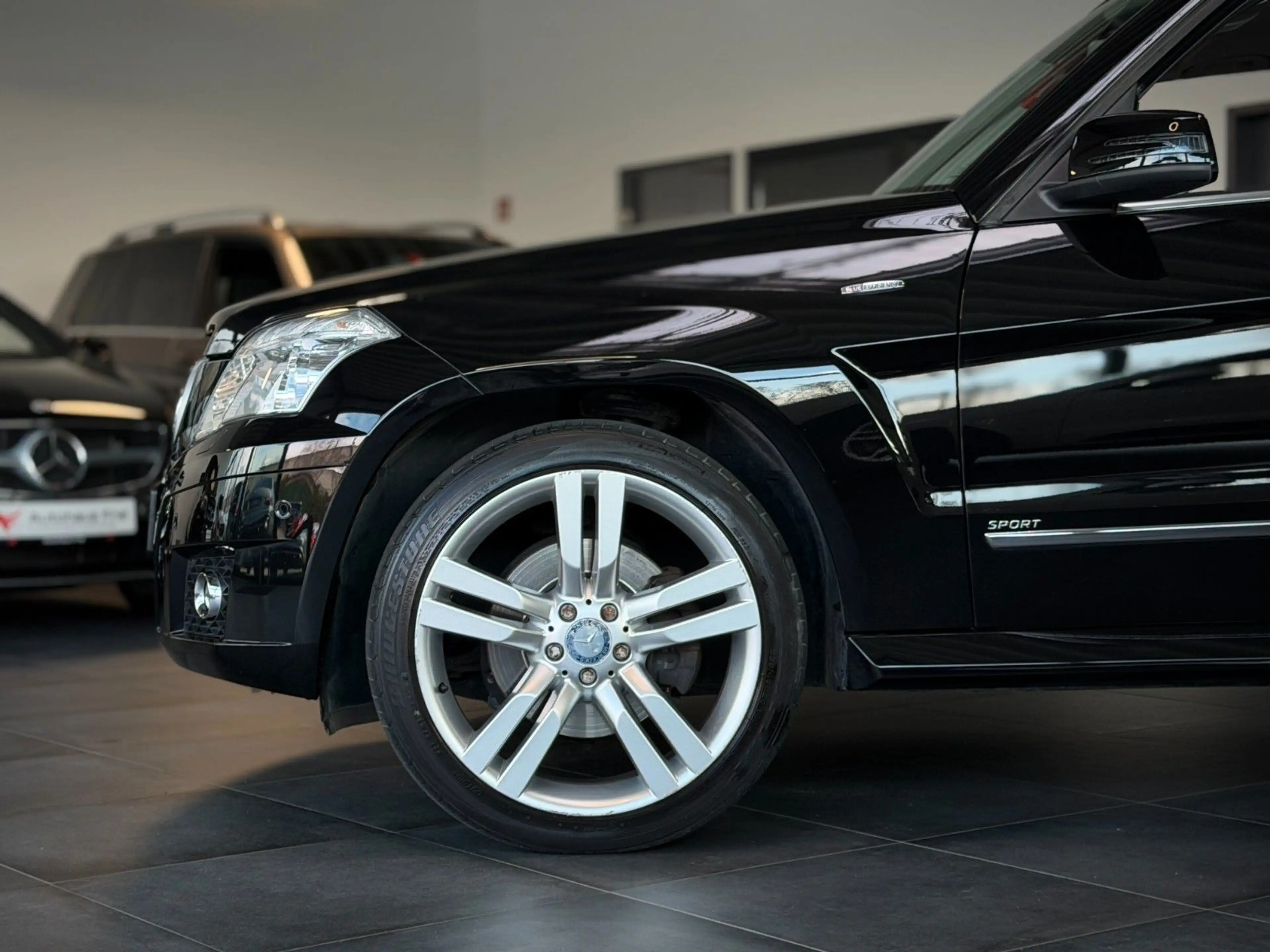 Mercedes-Benz GLK 220 4Matic Sport-Edition*1.Hand*Bi-Xenon*20` — photo 9