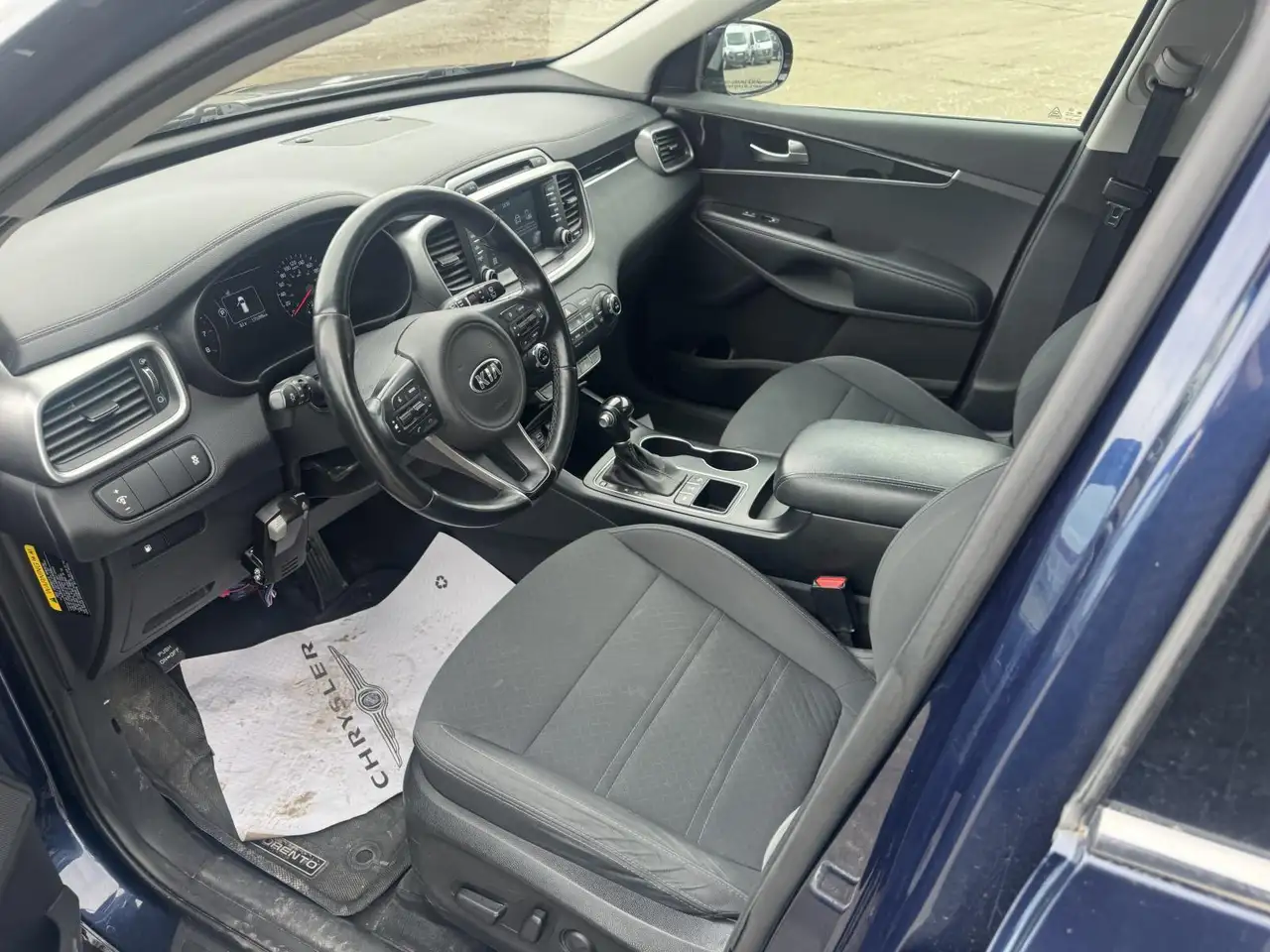 Kia Sorento снимка Kia Sorento