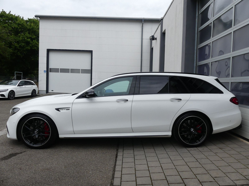 Mercedes-Benz E 63 AMG E 63S T AMG 4M Perf.AGA/ Driver's/Pano/Burmester — photo 4