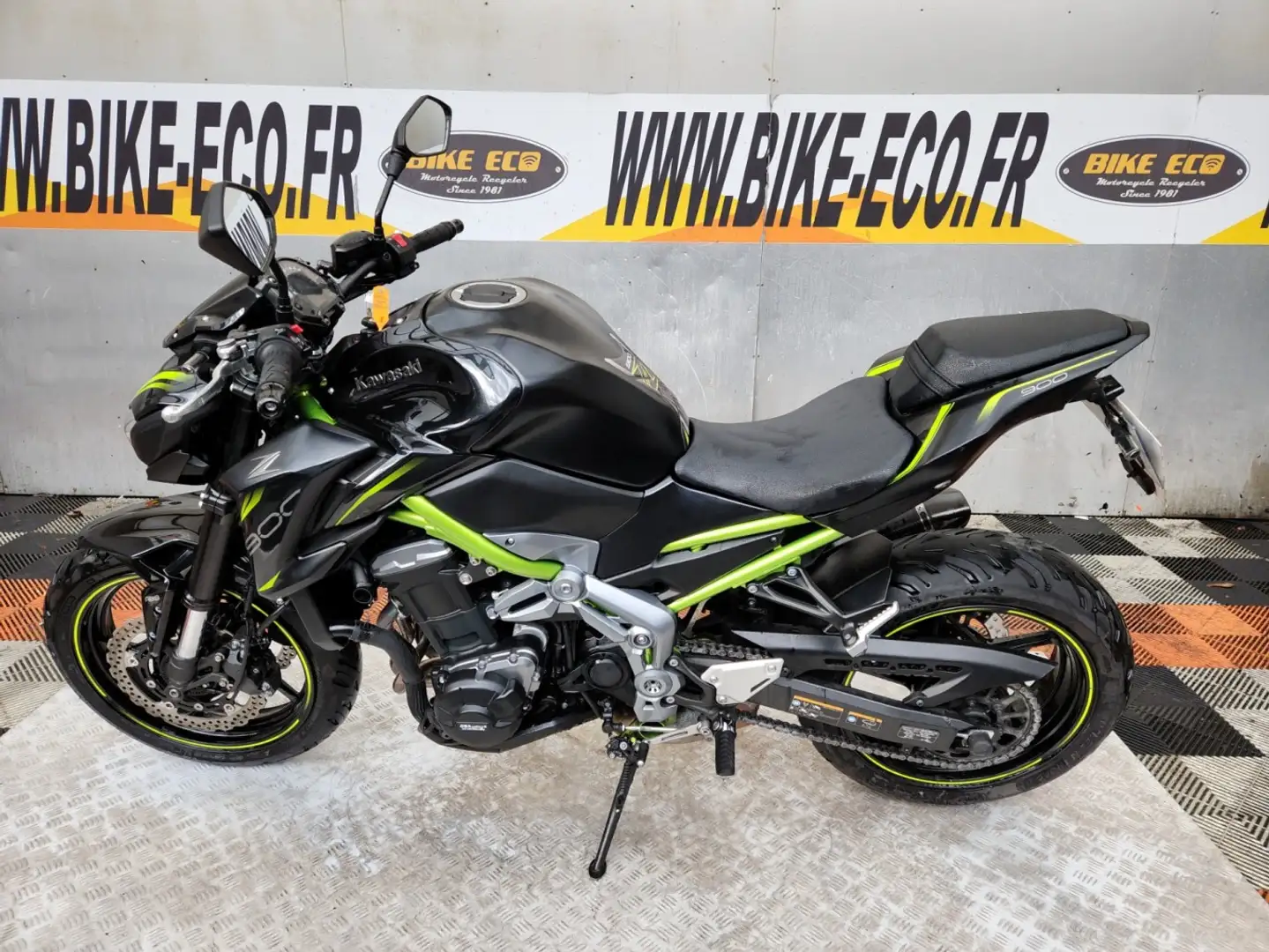 Kawasaki Z 900 Noir - 2