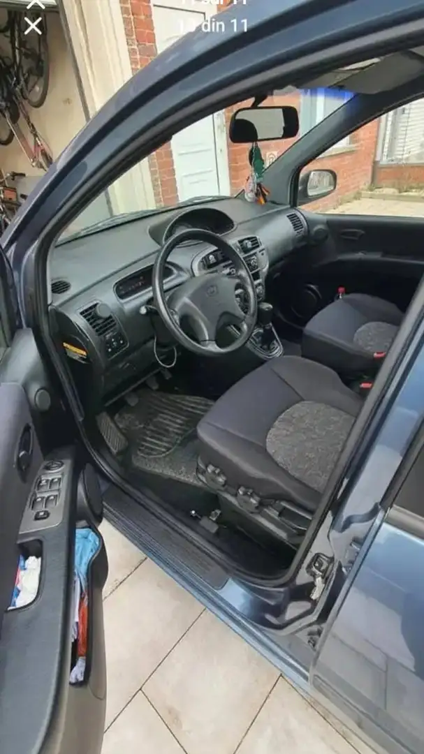 Hyundai Matrix Matrix 1.6i 16v GLi Azul - 1
