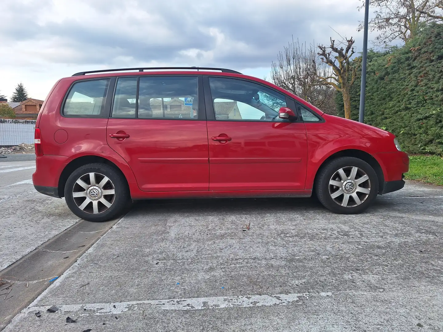 Volkswagen Touran Touran 1.9TDI Conceptline Conceptline Rojo - 1