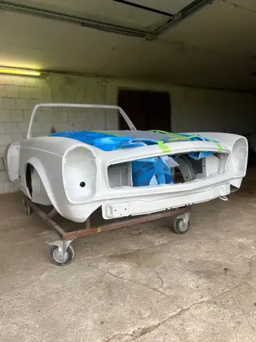 Mercedes-Benz SL 280