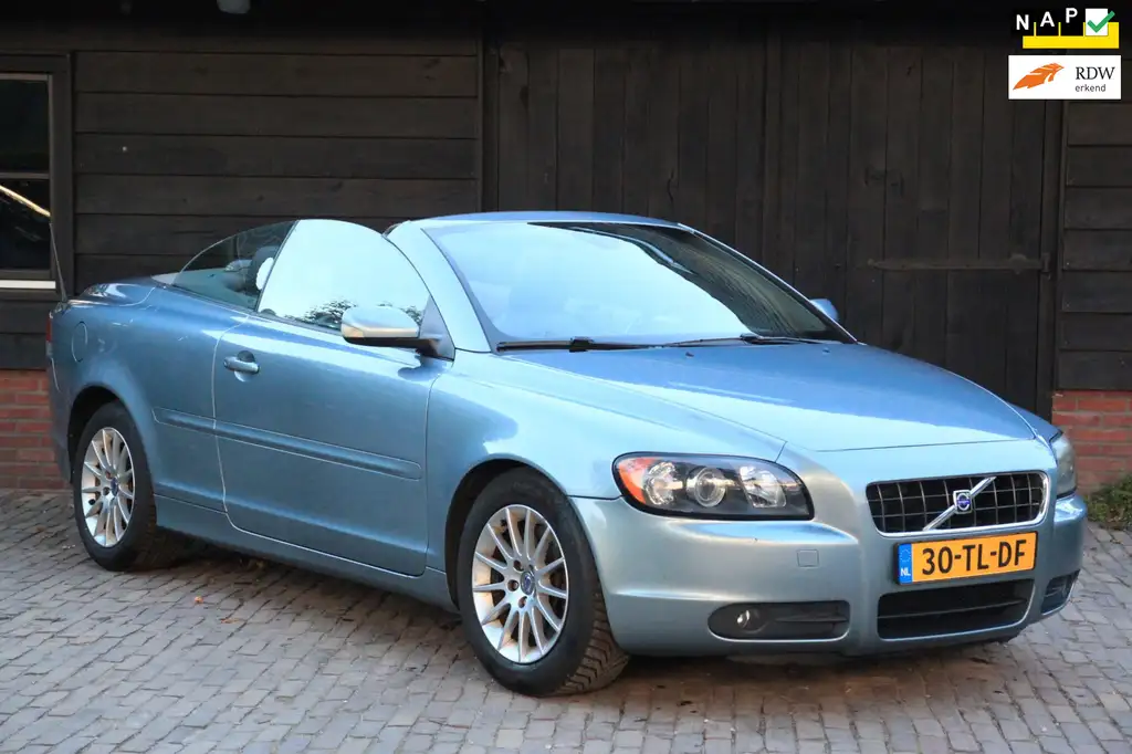 Volvo C70 2006 из Европы — купить под ключ