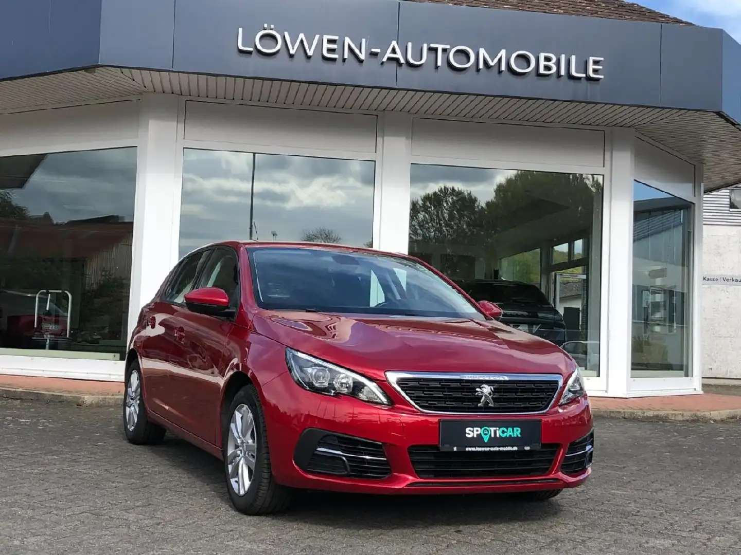 Peugeot 308 Active Red - 1
