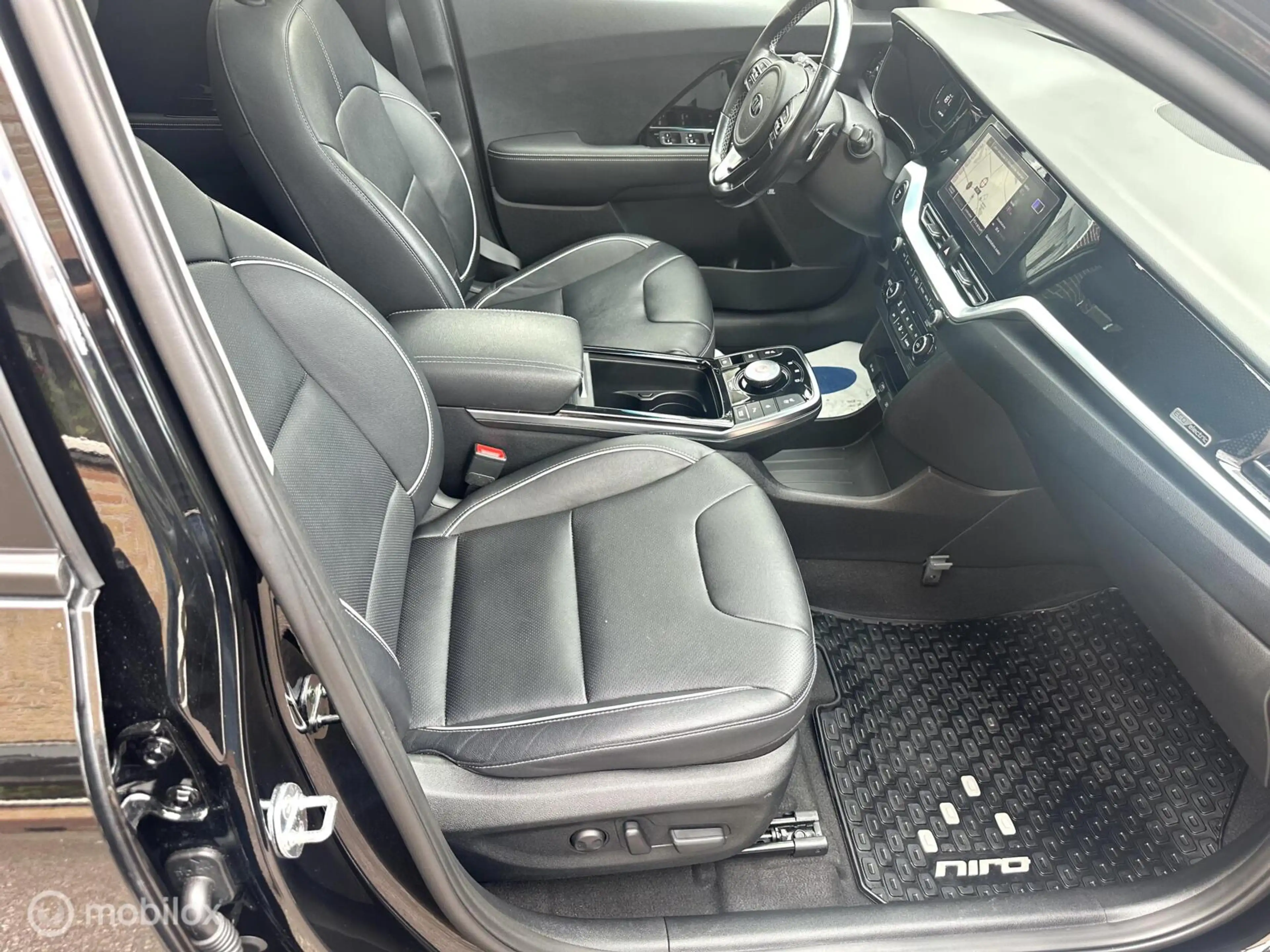 Kia e-Niro ExecutiveLine 64 kWh SOH 100% SCHUIFDAK LEDER AFNE — photo 10