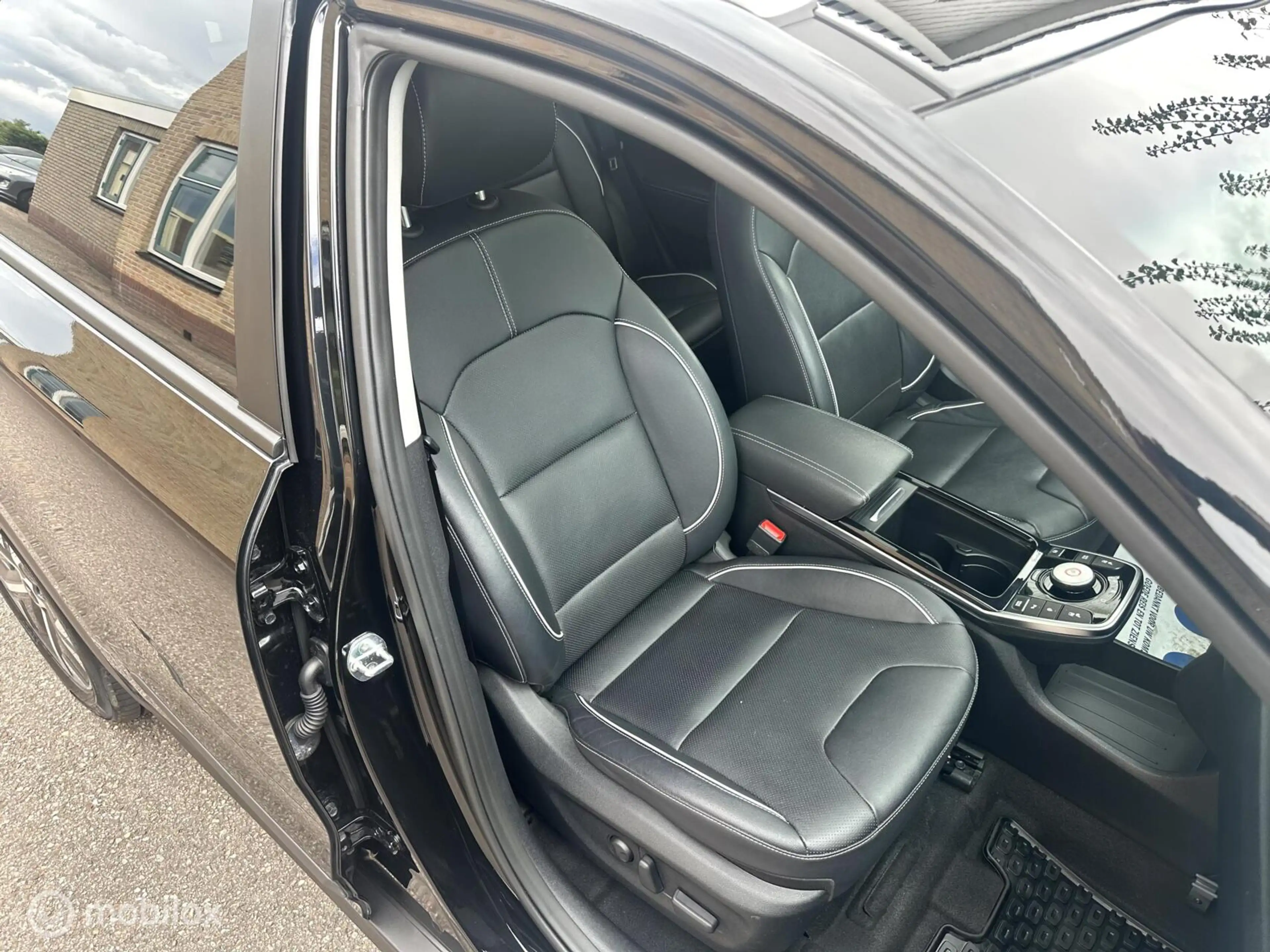 Kia e-Niro ExecutiveLine 64 kWh SOH 100% SCHUIFDAK LEDER AFNE — photo 11