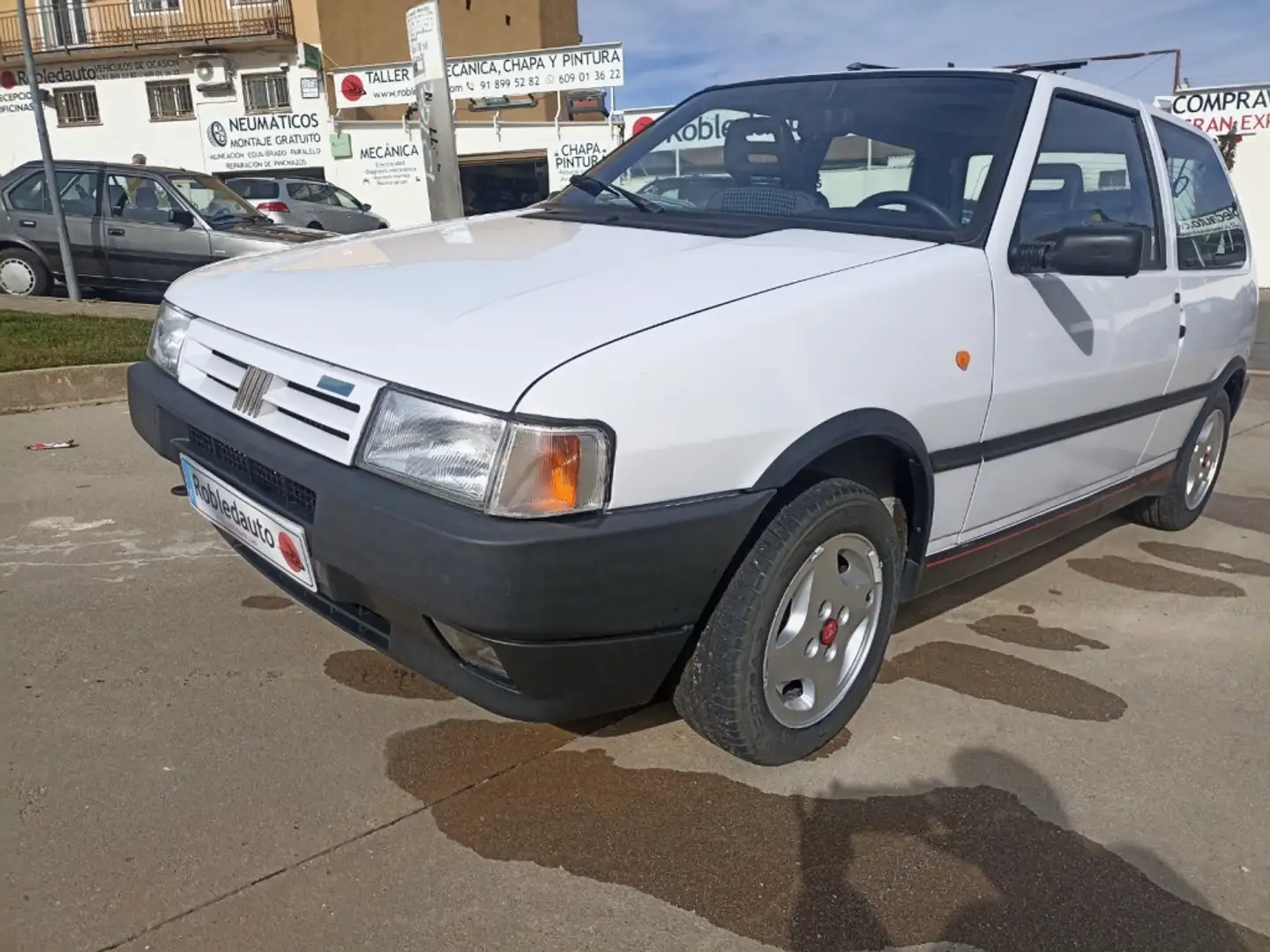 Fiat Uno Turbo i.e. Bílá - 1