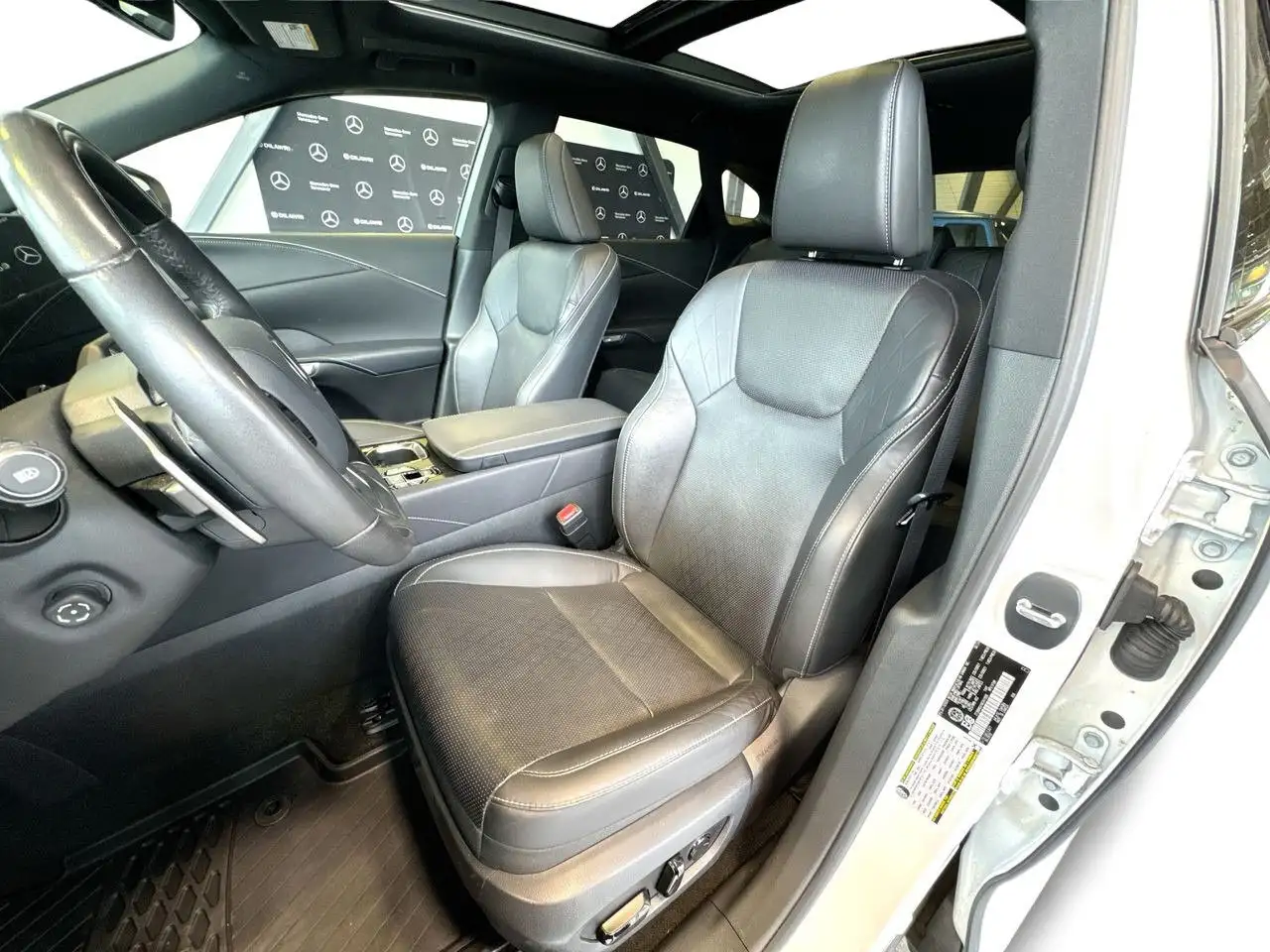 Lexus RX photo Lexus RX
