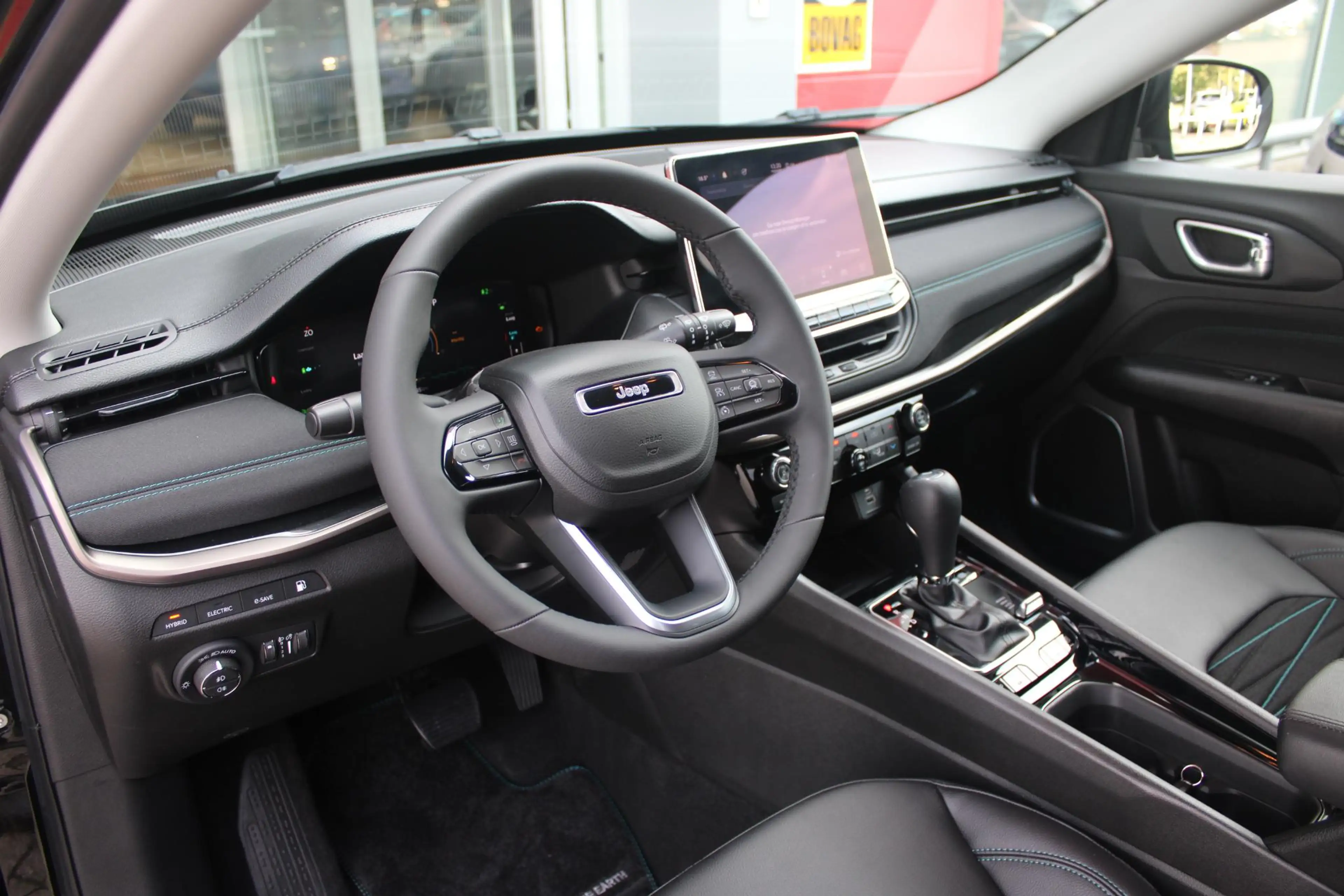 Jeep Compass 4xe 240PK Plug-in Hybrid ELECTRIC UPLAND | LAGE KM — photo 6