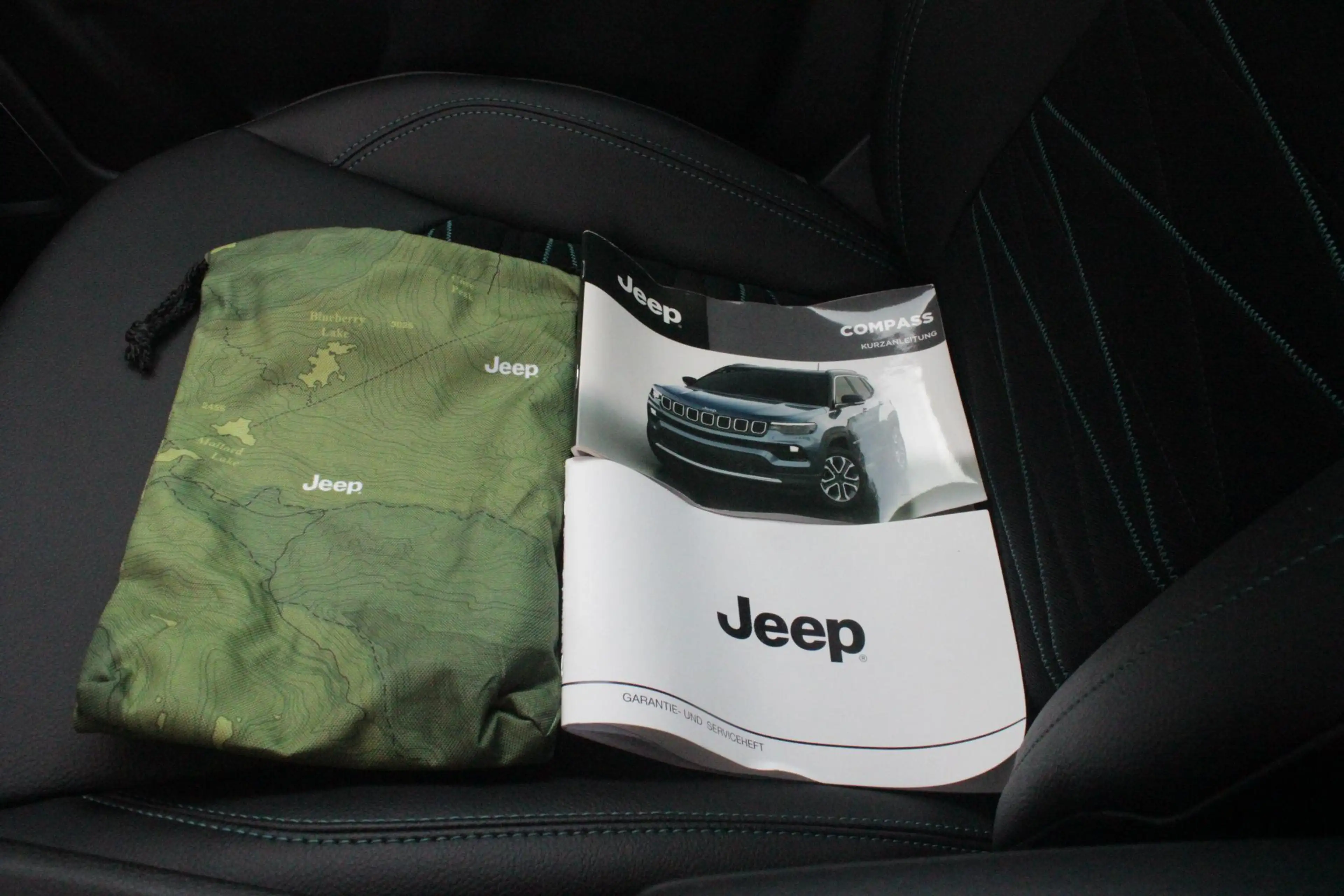 Jeep Compass 4xe 240PK Plug-in Hybrid ELECTRIC UPLAND | LAGE KM — photo 19