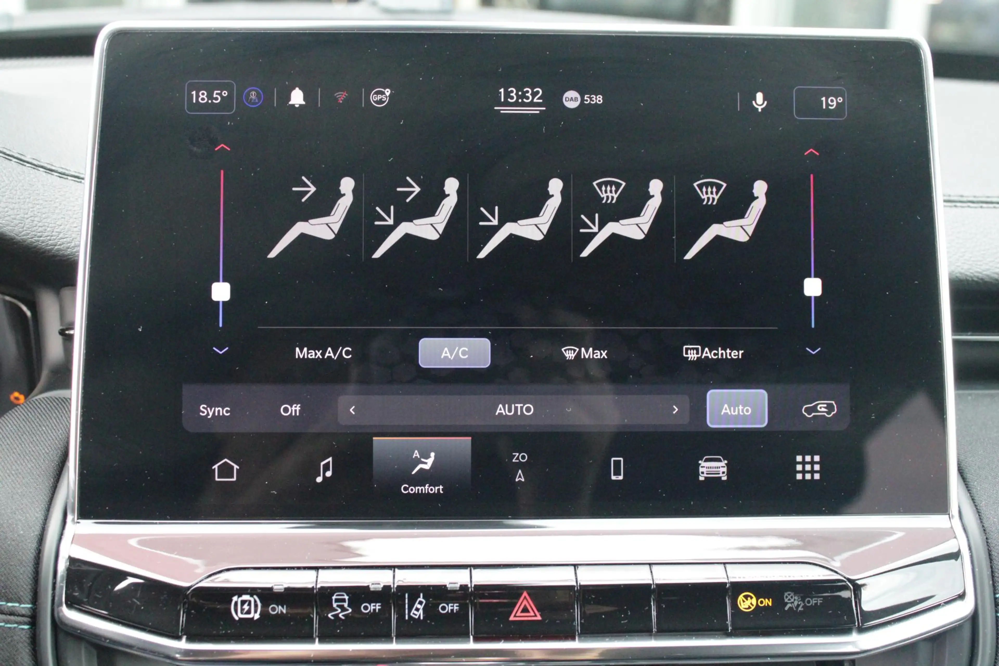 Jeep Compass 4xe 240PK Plug-in Hybrid ELECTRIC UPLAND | LAGE KM — photo 20