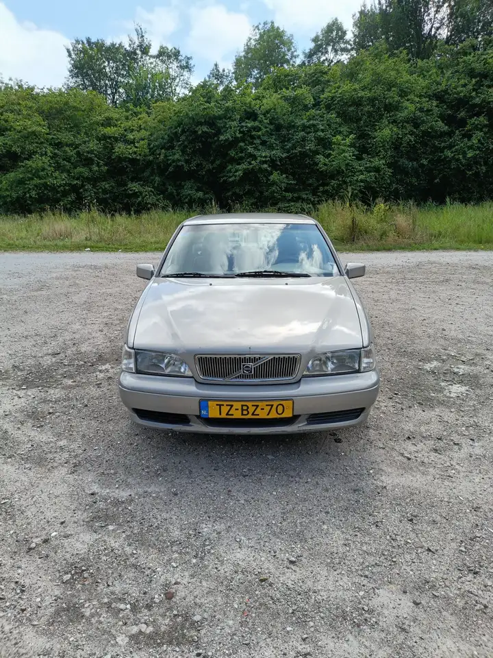 Volvo S70 2.5, foto 2