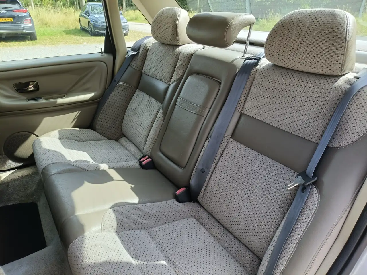 Volvo S70 2.5, foto 8