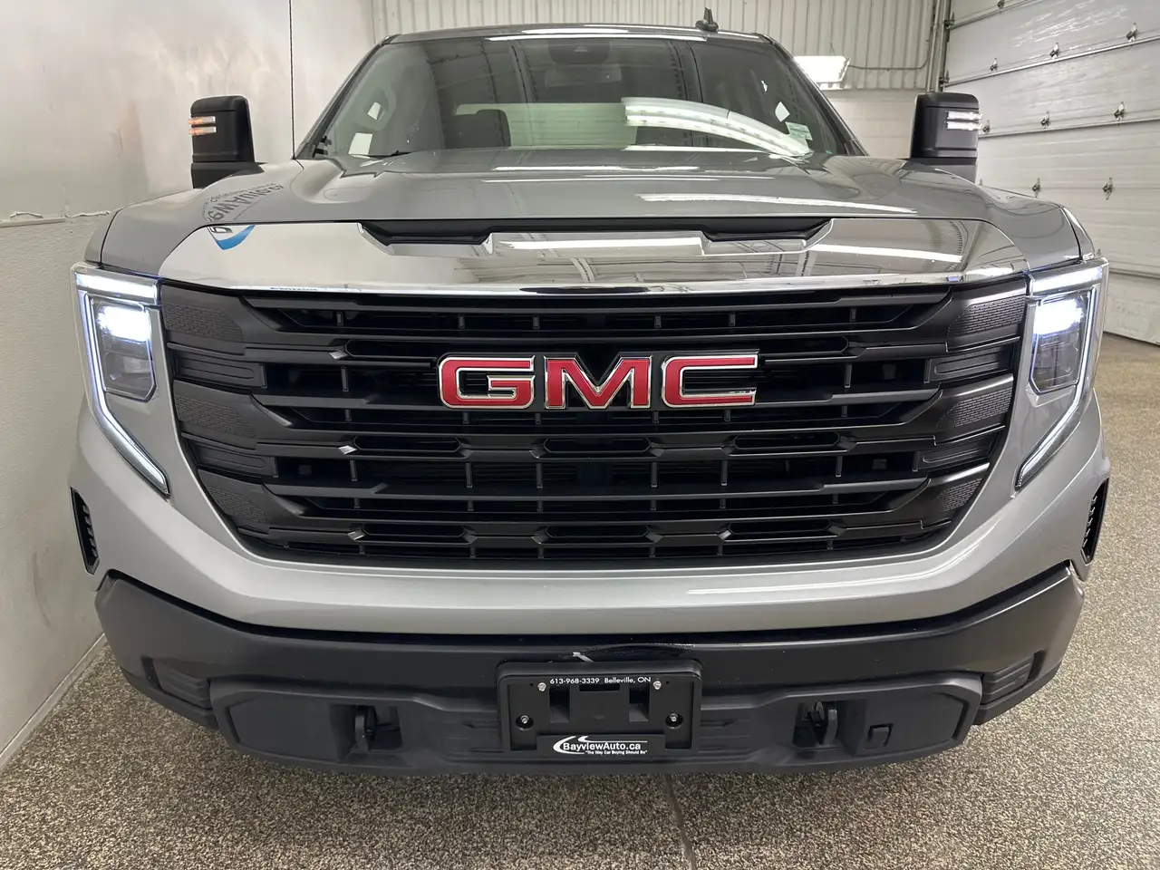 GMC Sierra 1500 снимка GMC Sierra 1500