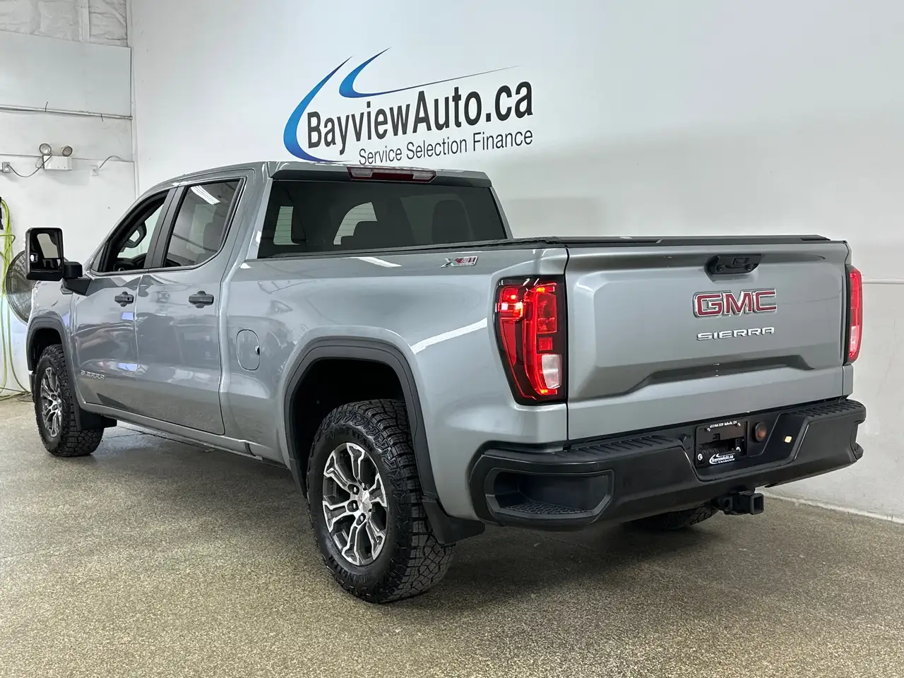 GMC Sierra 1500 снимка GMC Sierra 1500