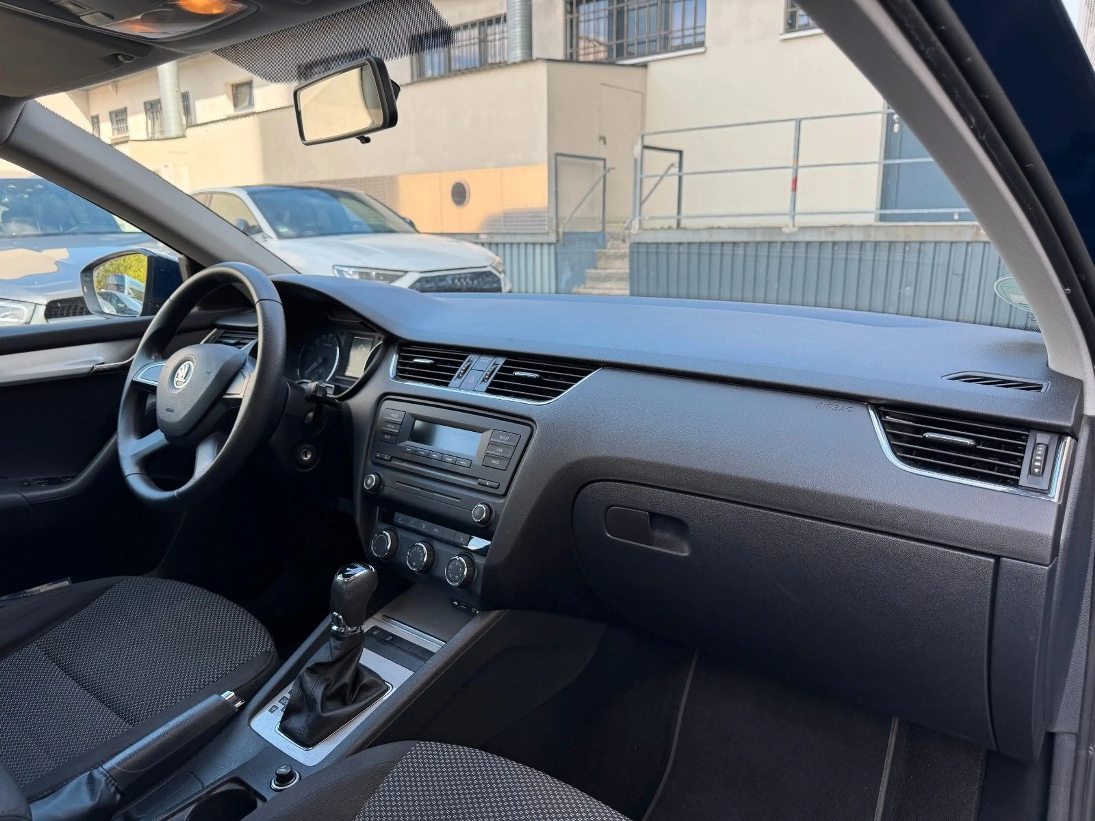 Skoda Octavia Lim. Ambition Automatik PDC — photo 10