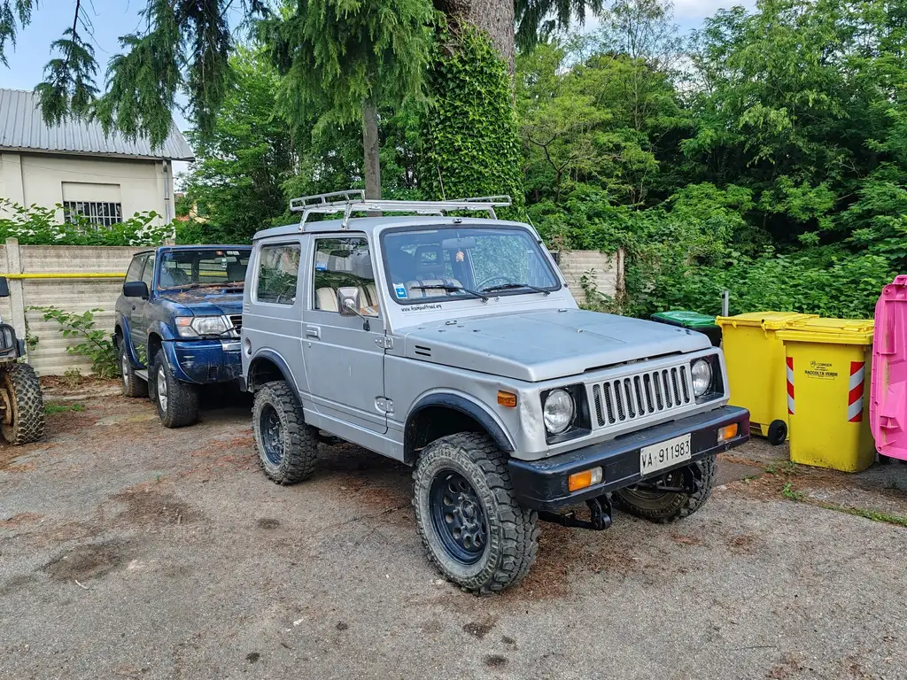 Suzuki SJ 410 1986 из Европы — купить под ключ