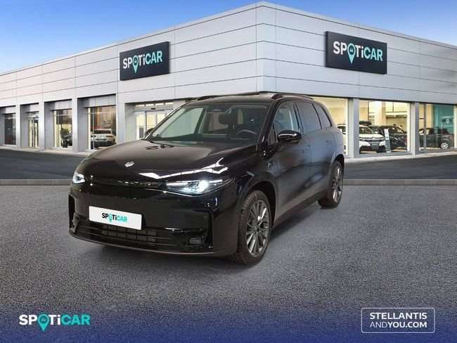 Leapmotor C10 REEV 28.4 kWh  Auto Design - foto 1