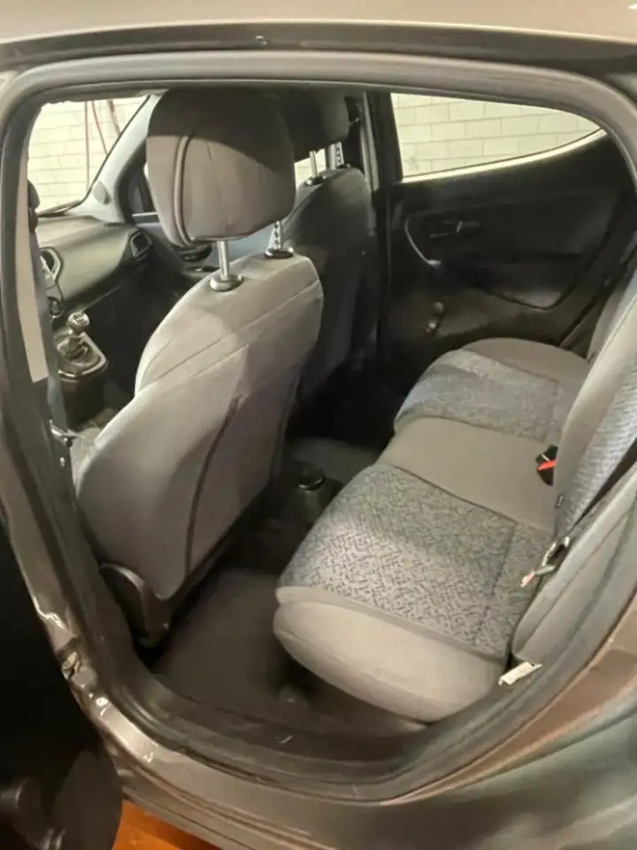 Lancia Ypsilon 2023