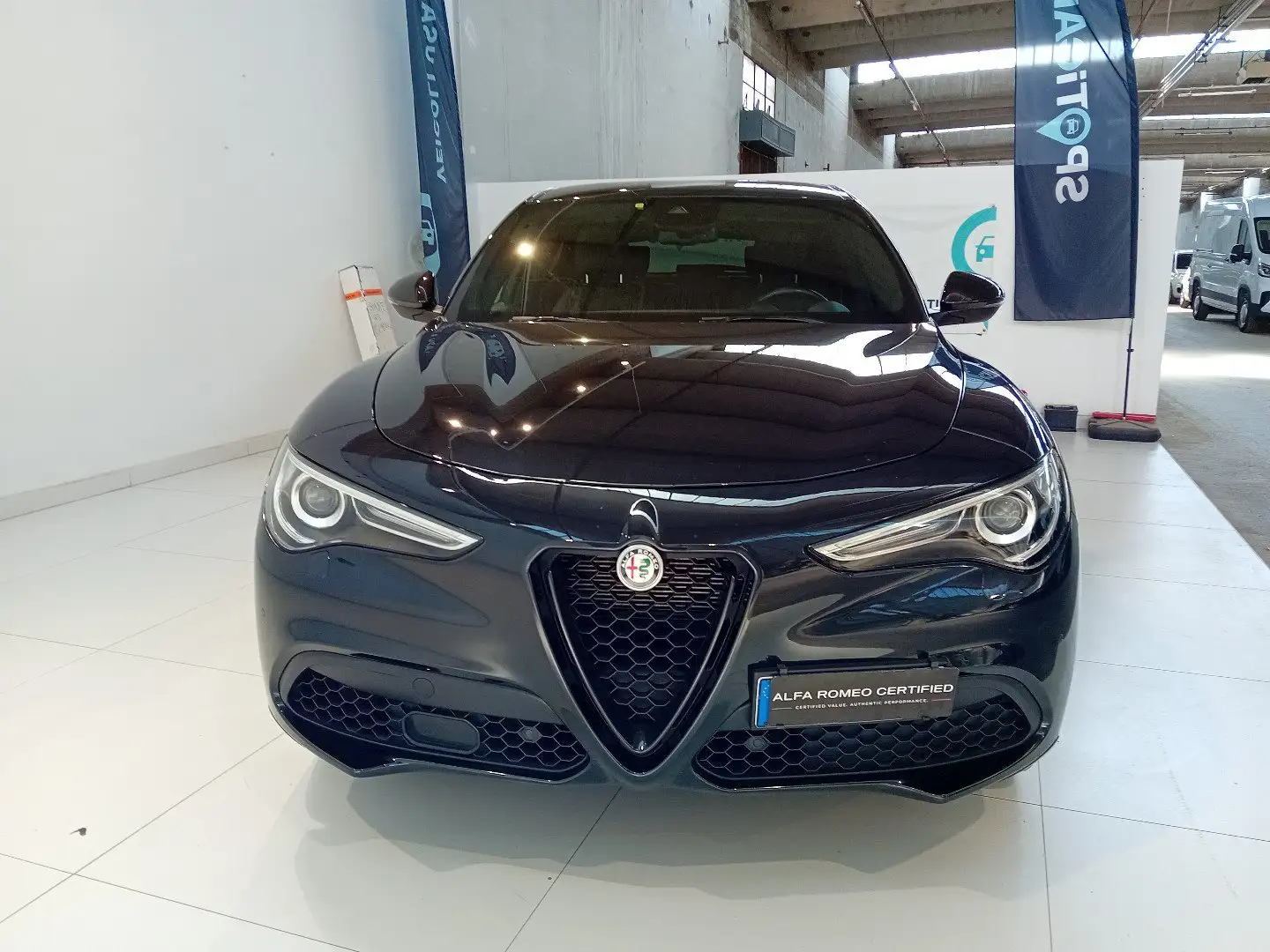 Alfa Romeo Stelvio 2.0 Turbo 280 CV AT8 Q4 Veloce Nero - 2