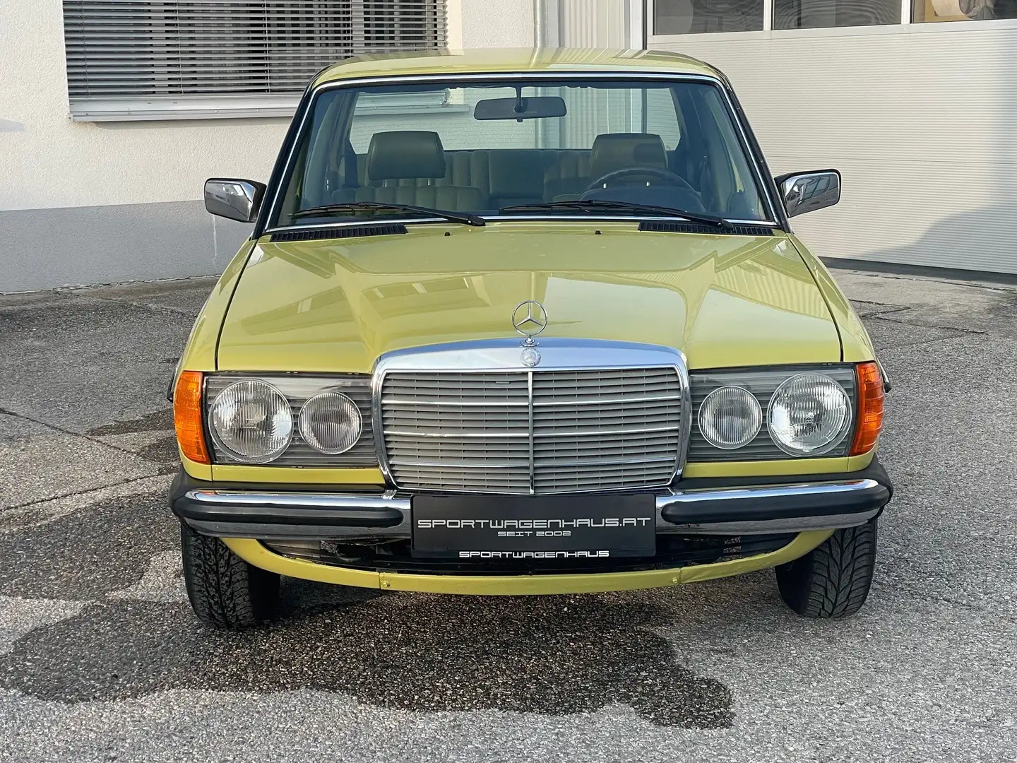 Mercedes-Benz 200 200 Automatik W123*50000km*Mimosengelb*perfekt Gelb - 2