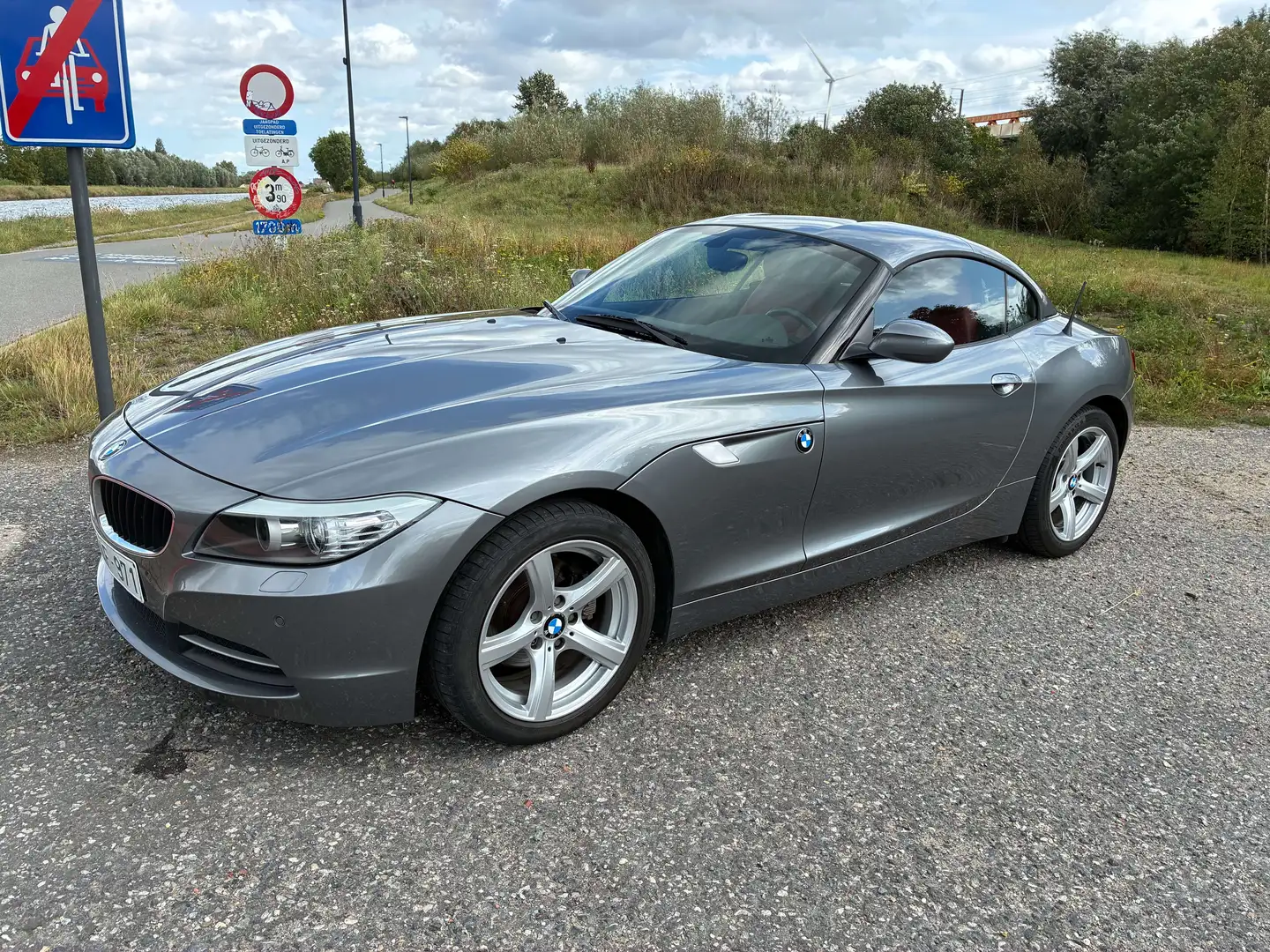 BMW Z4 Z4 2.0i sDrive20i - 77199 km Gris - 1
