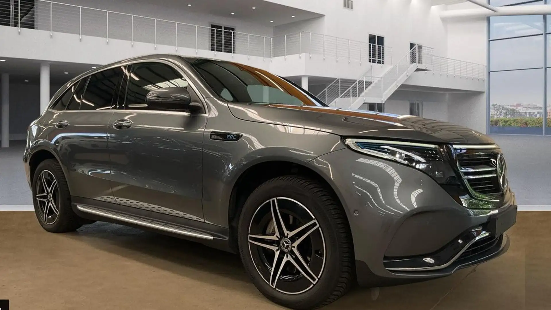 Mercedes-Benz EQC 400 400 4Matic AMG-Line!!! Grau - 1