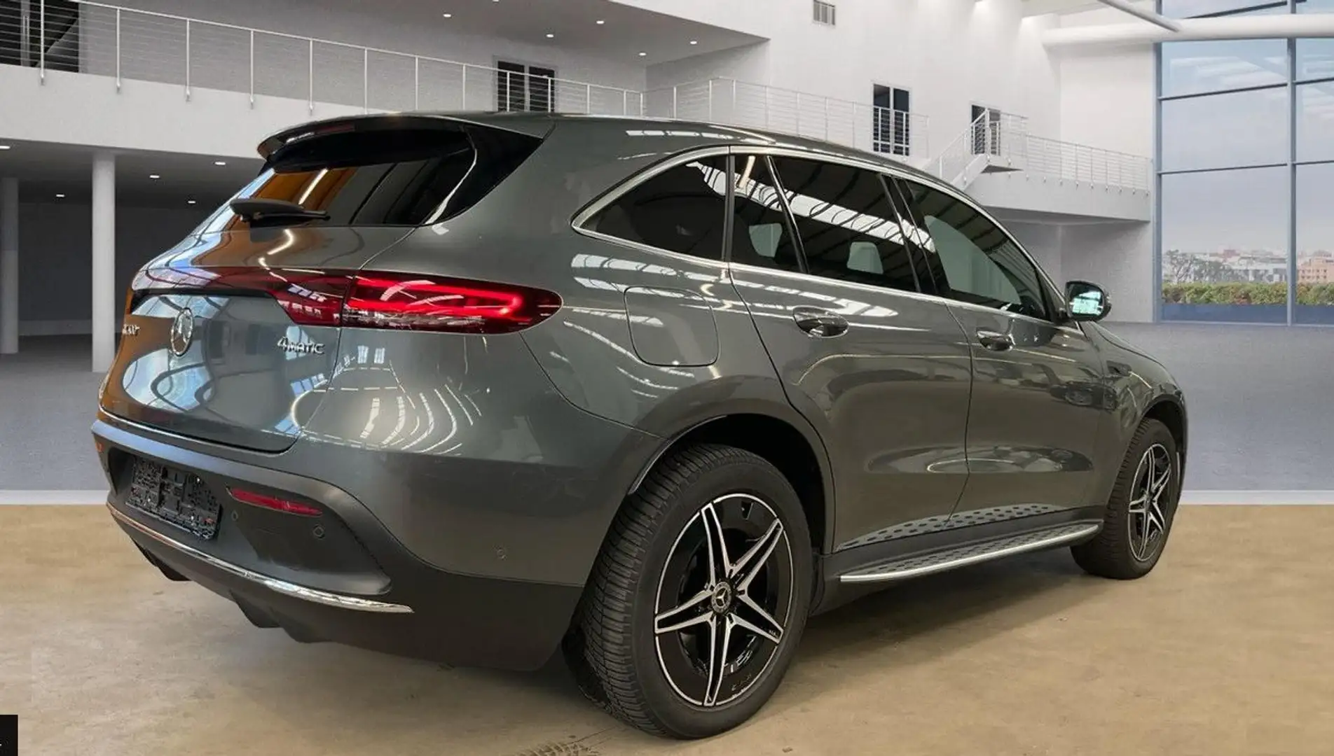 Mercedes-Benz EQC 400 400 4Matic AMG-Line!!! Grau - 2